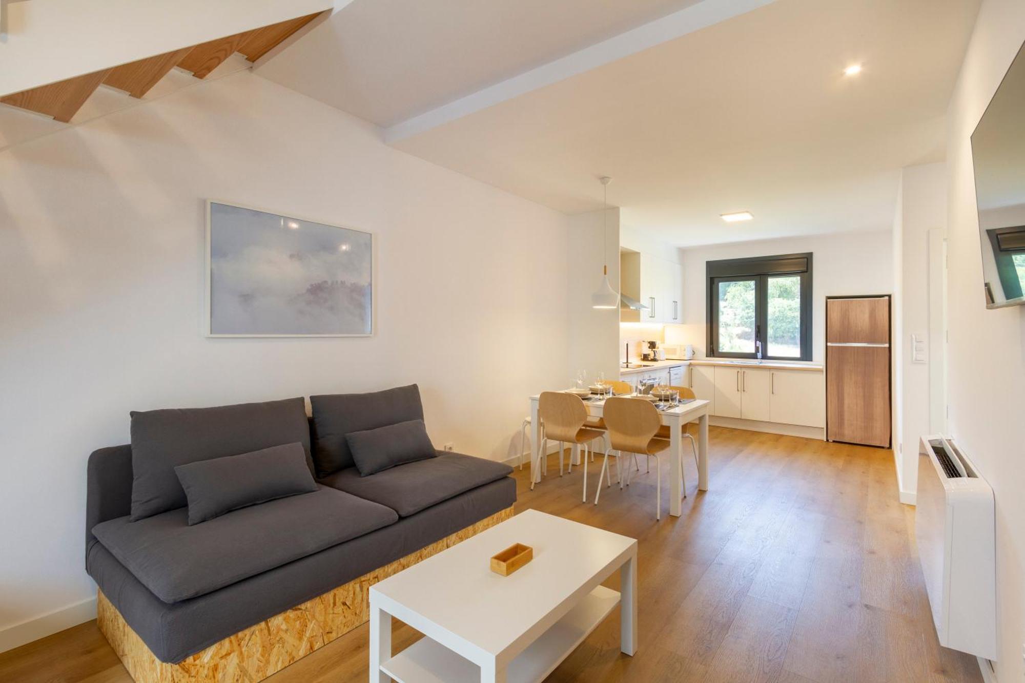 Urbanfive Apartamentos Ourense Centro Екстер'єр фото