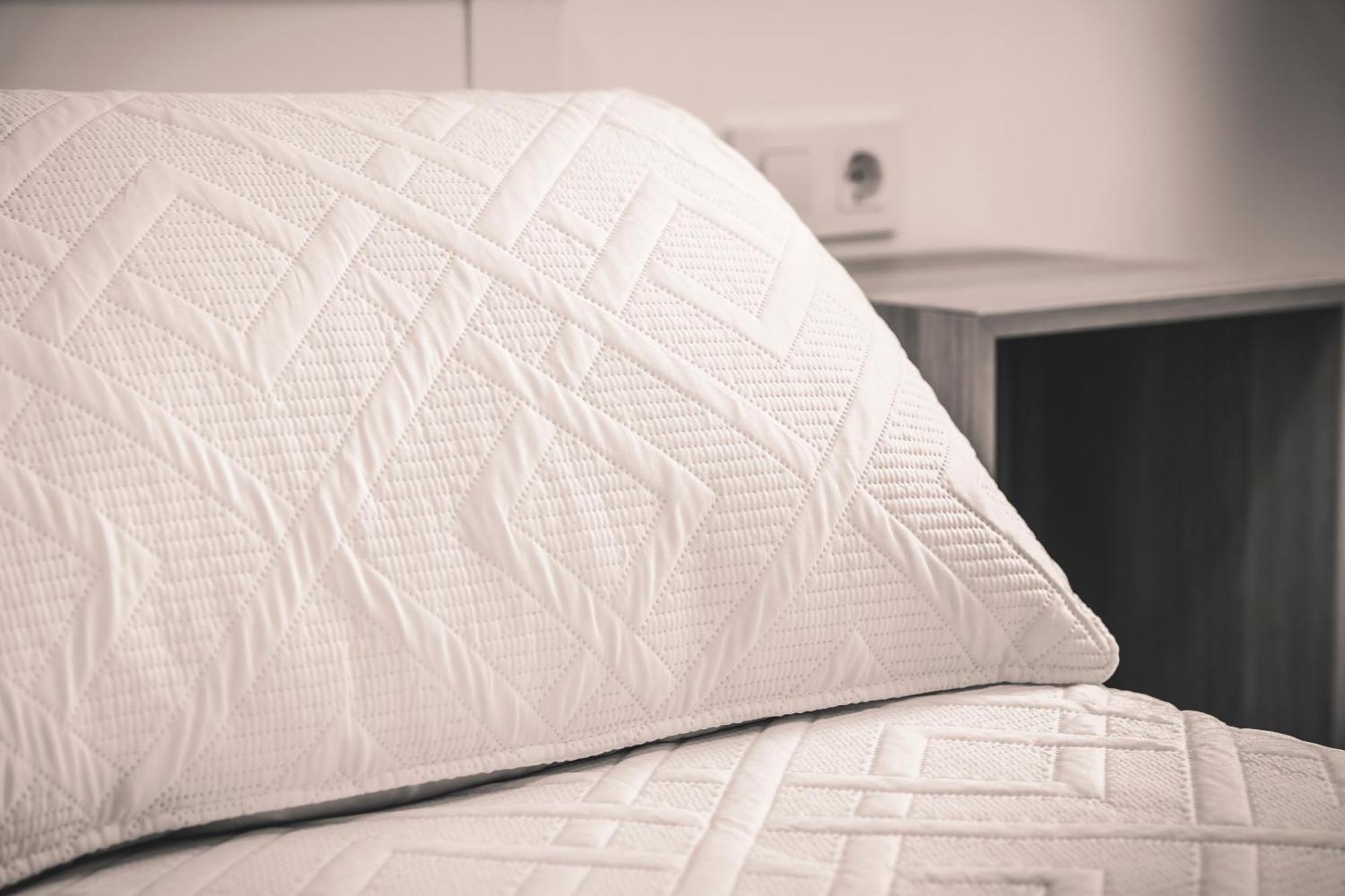 Urbanfive Apartamentos Ourense Centro Екстер'єр фото