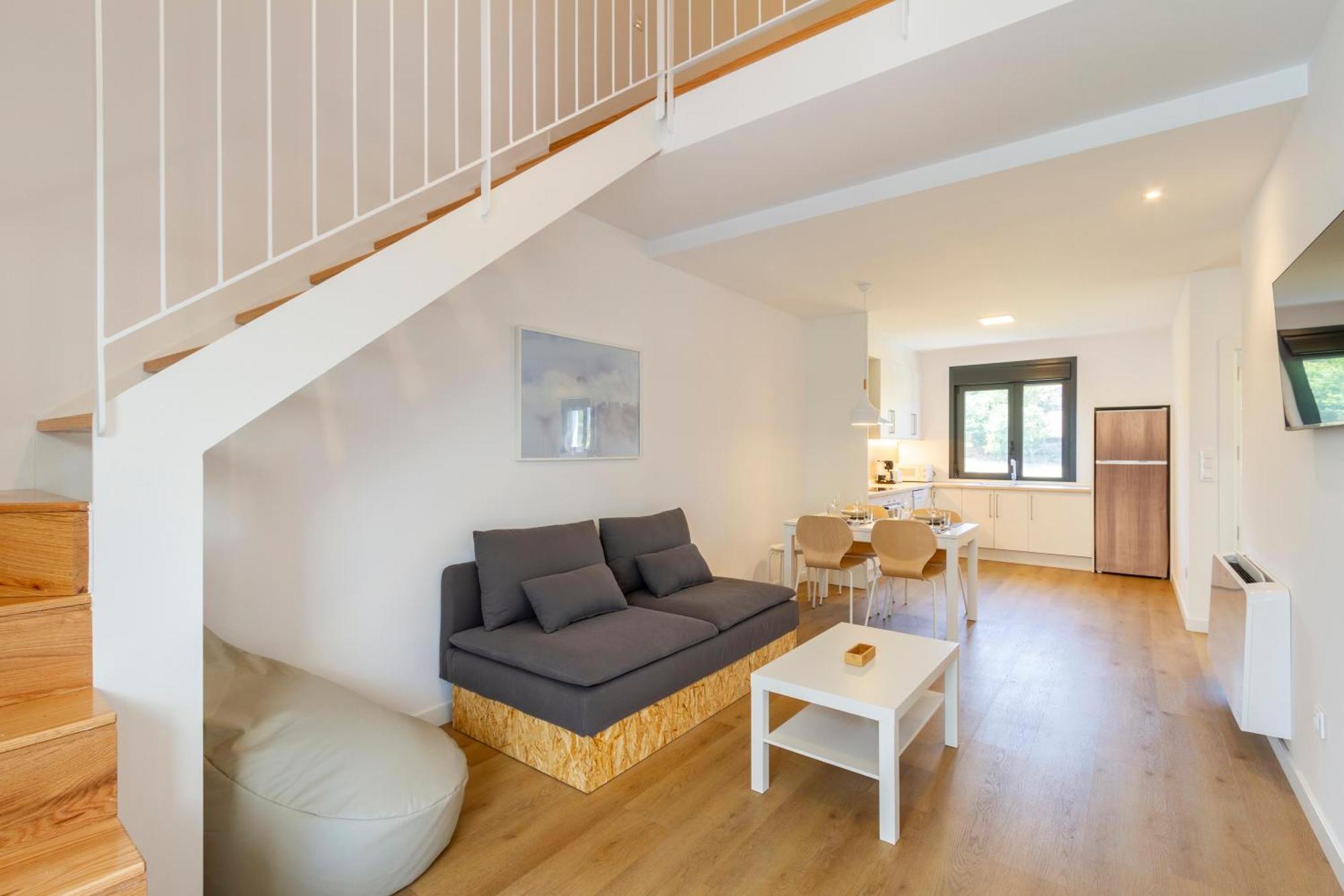 Urbanfive Apartamentos Ourense Centro Екстер'єр фото