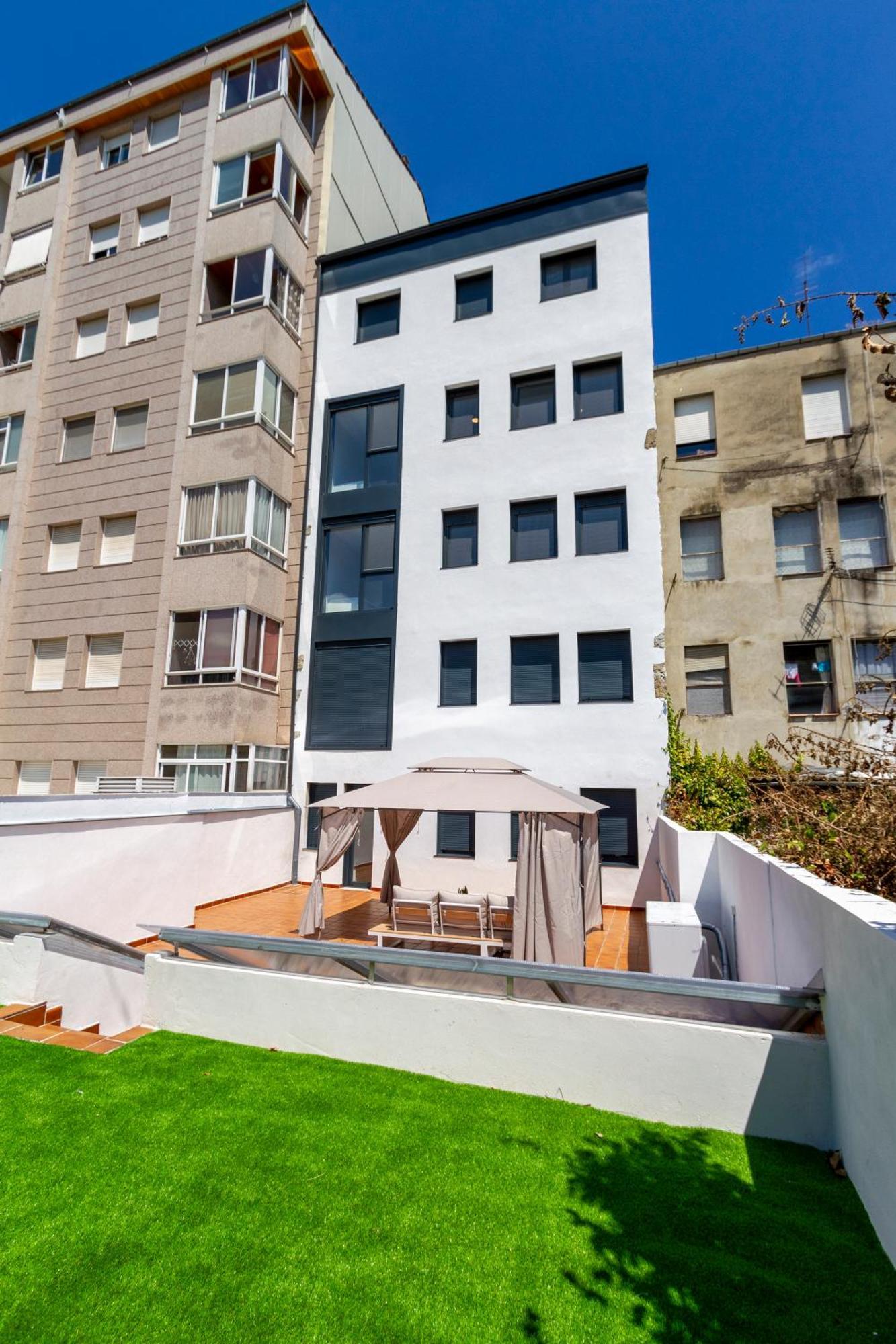 Urbanfive Apartamentos Ourense Centro Екстер'єр фото